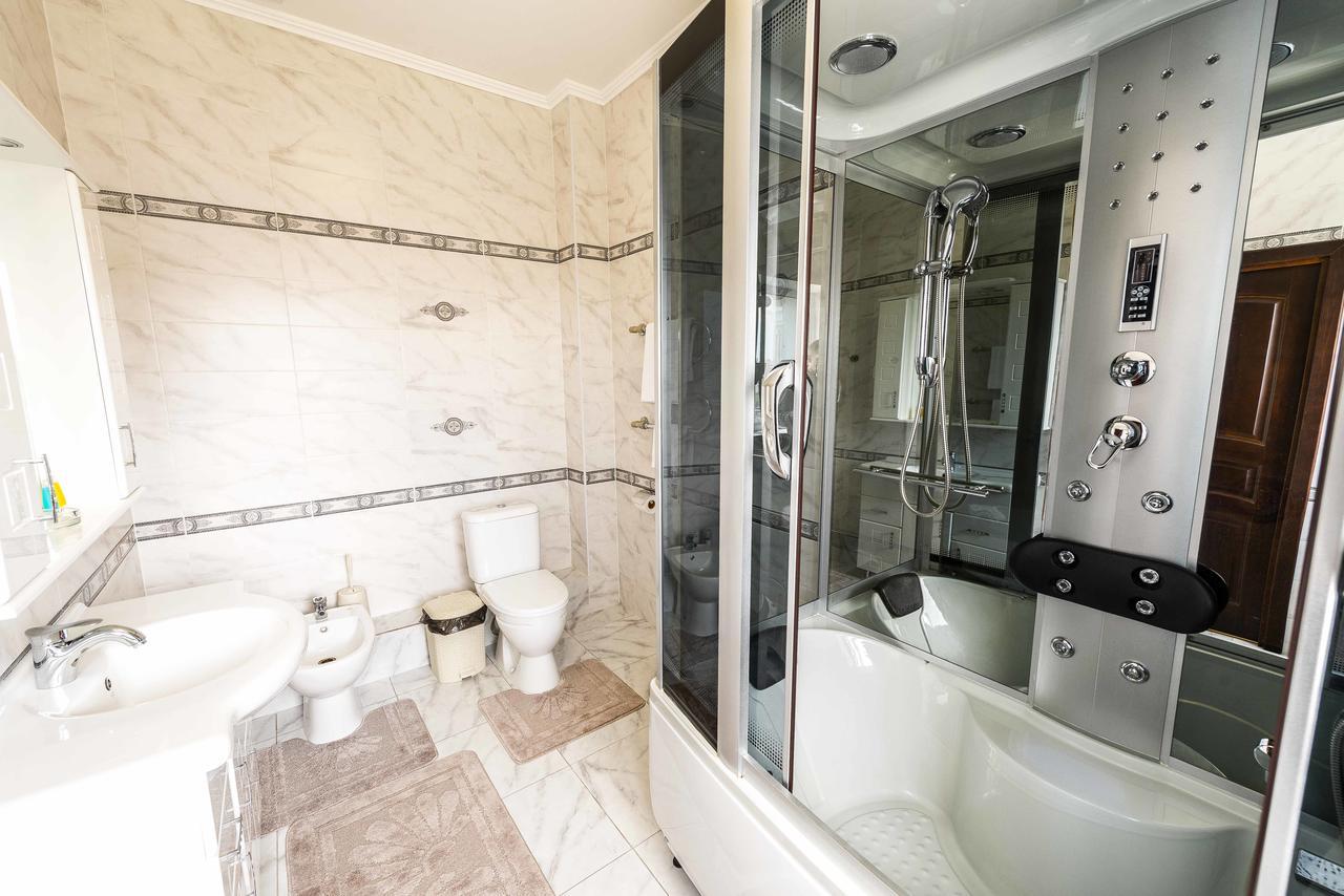 Adler Hotell Astana Eksteriør bilde